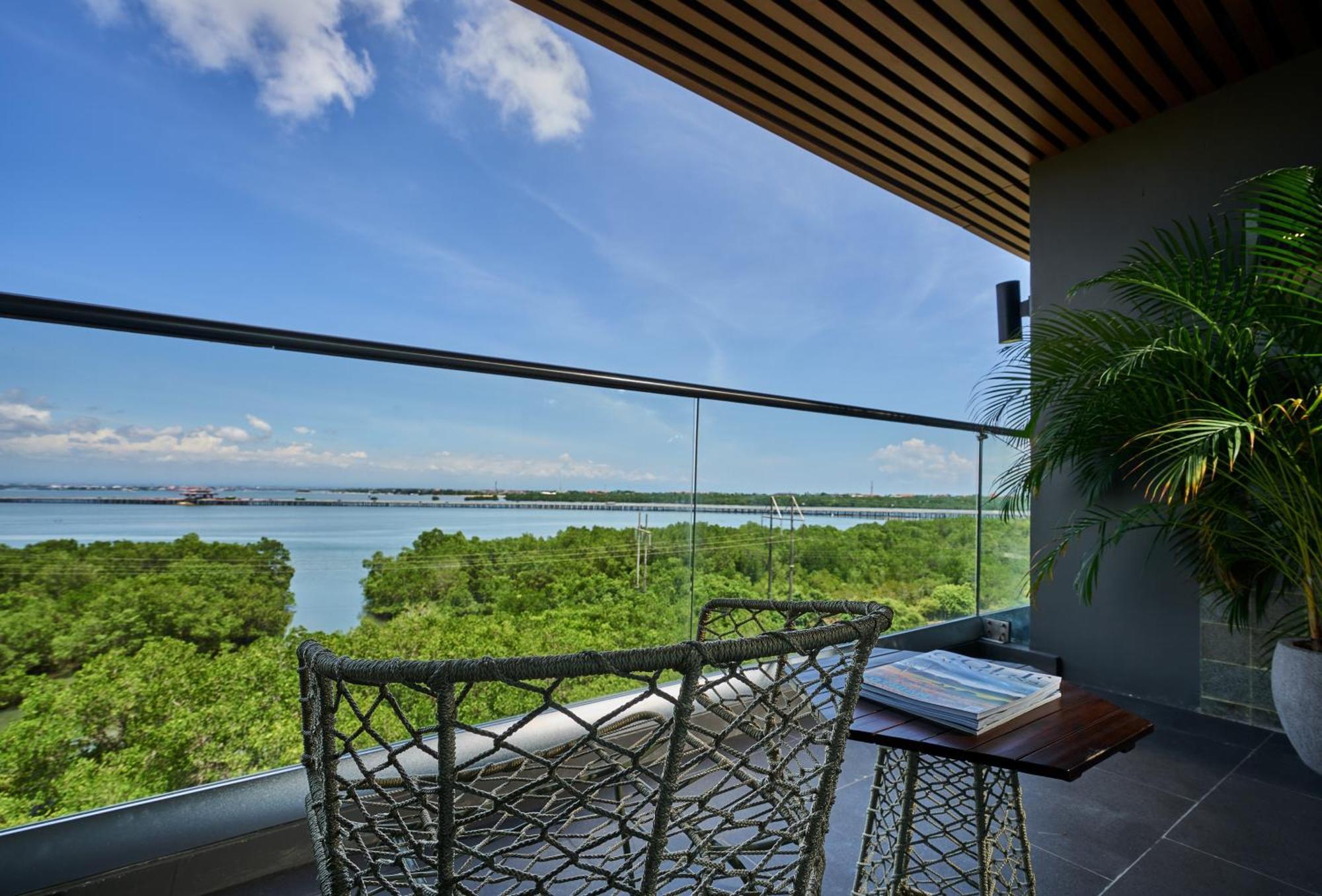 The Crystal Luxury Bay Resort Nusa Dua Nusa Dua  Exterior foto